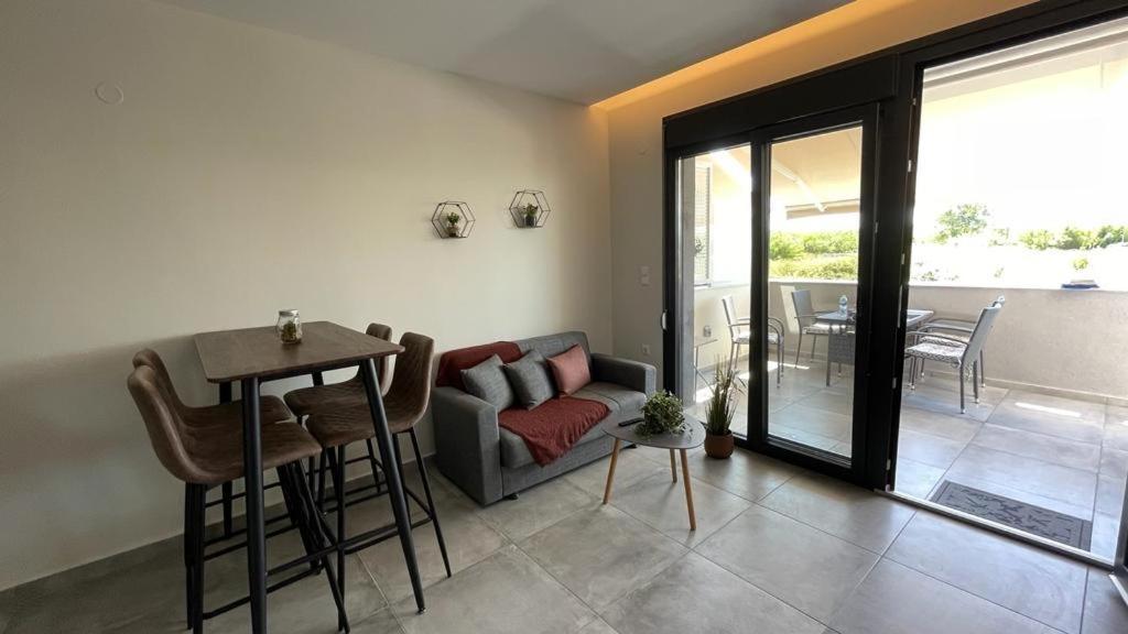 Thalassa Apartment Nea Peramos  Exterior photo
